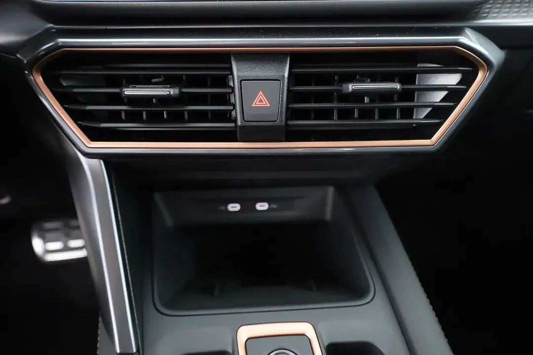 CUPRA Leon - Thumbnail 11