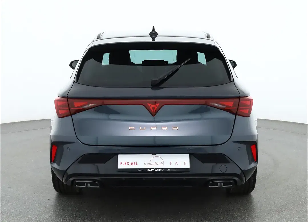 CUPRA Leon - Thumbnail 3