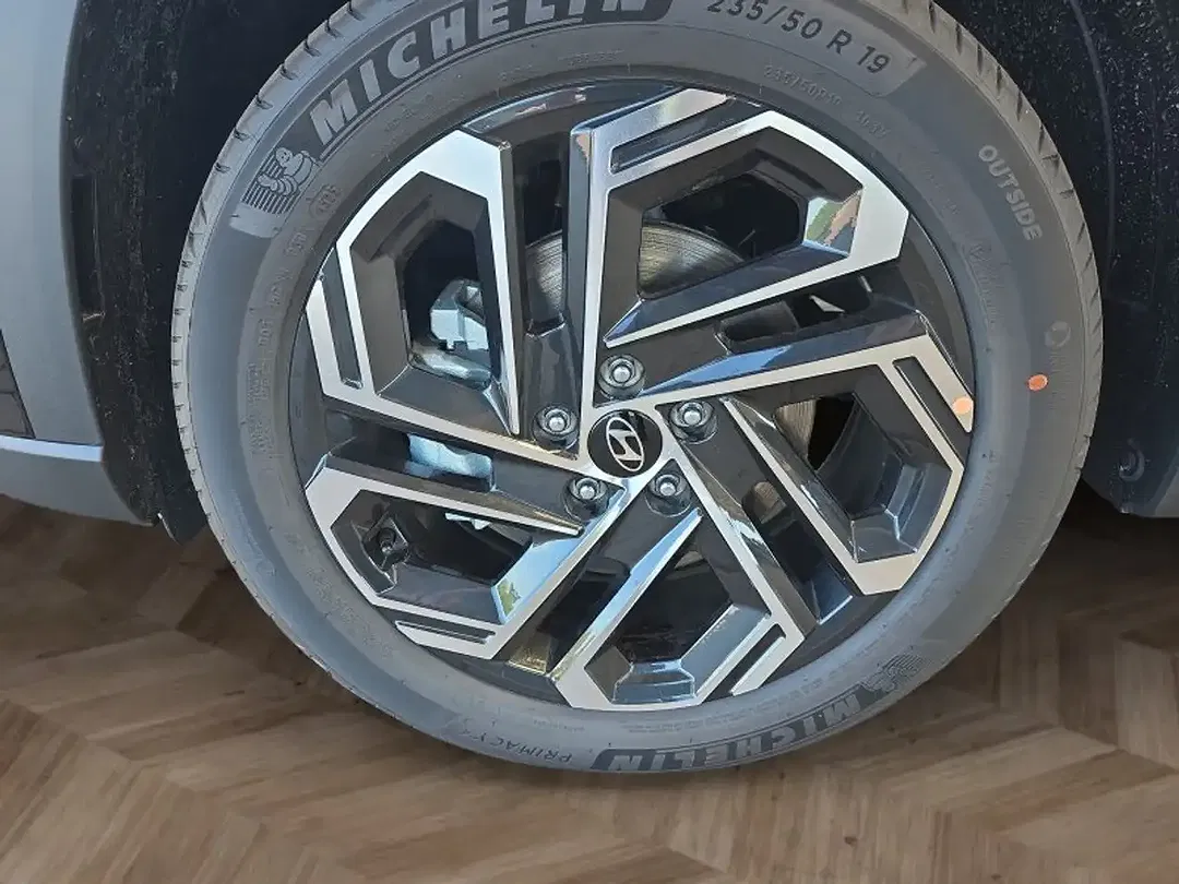 Hyundai TUCSON - Thumbnail 15