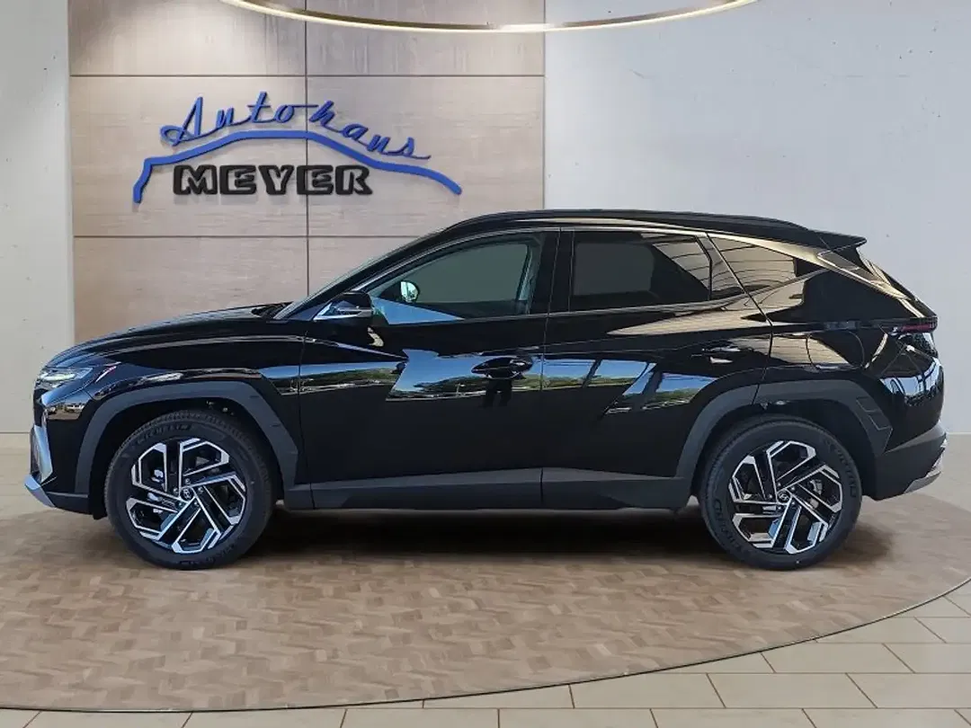 Hyundai TUCSON - Thumbnail 2