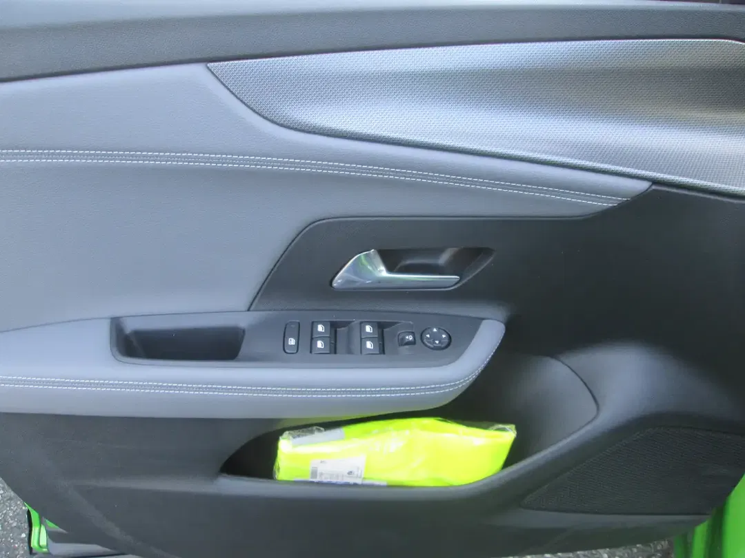 Opel Mokka - Thumbnail 10