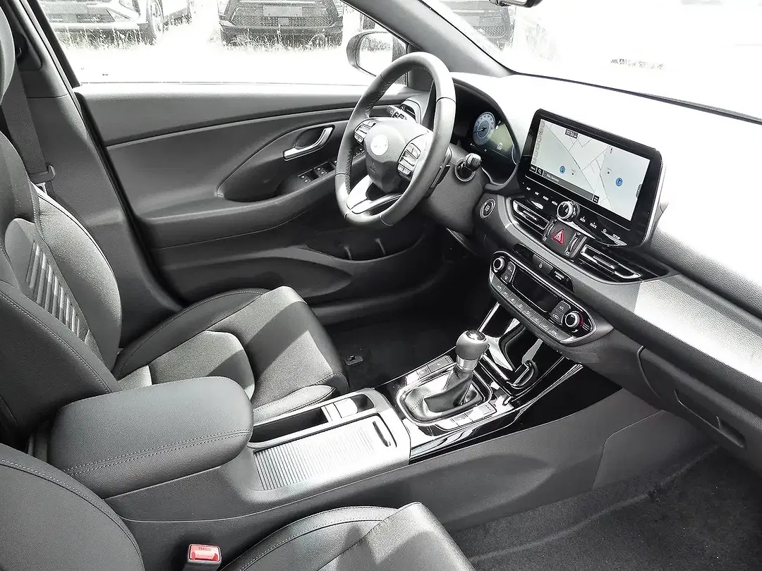Hyundai i30 - Thumbnail 4