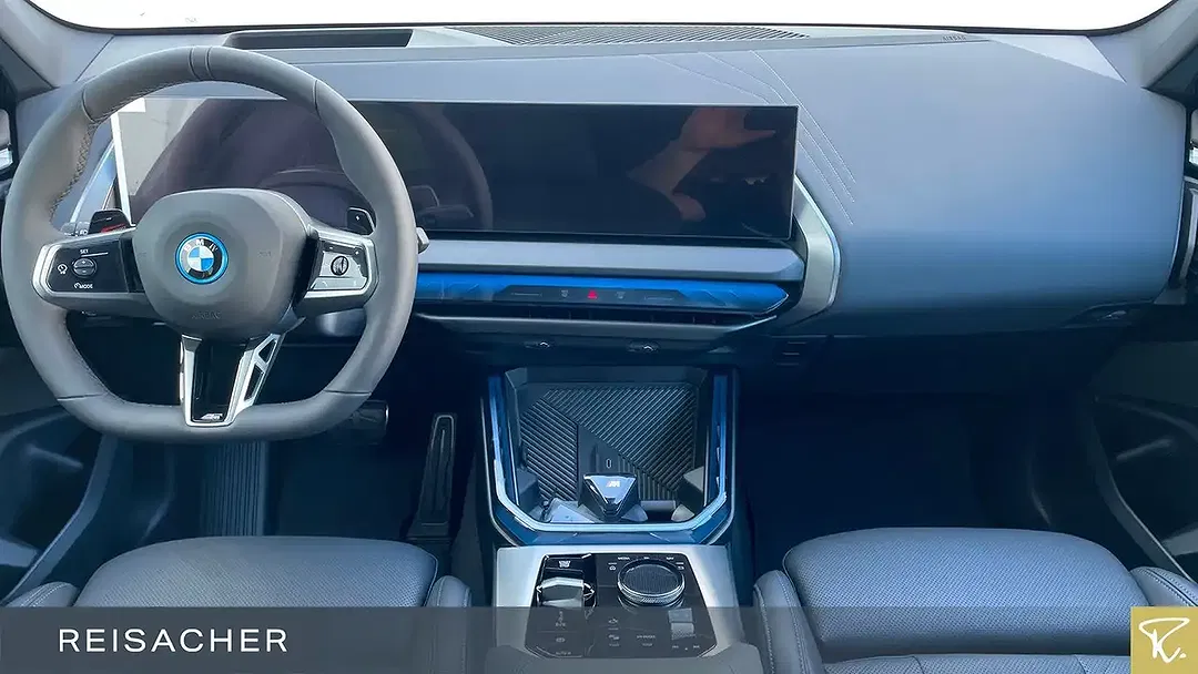 BMW X3 - Thumbnail 6