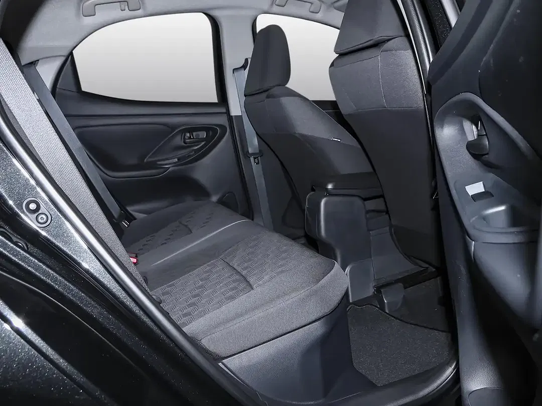 Toyota Yaris - Thumbnail 7