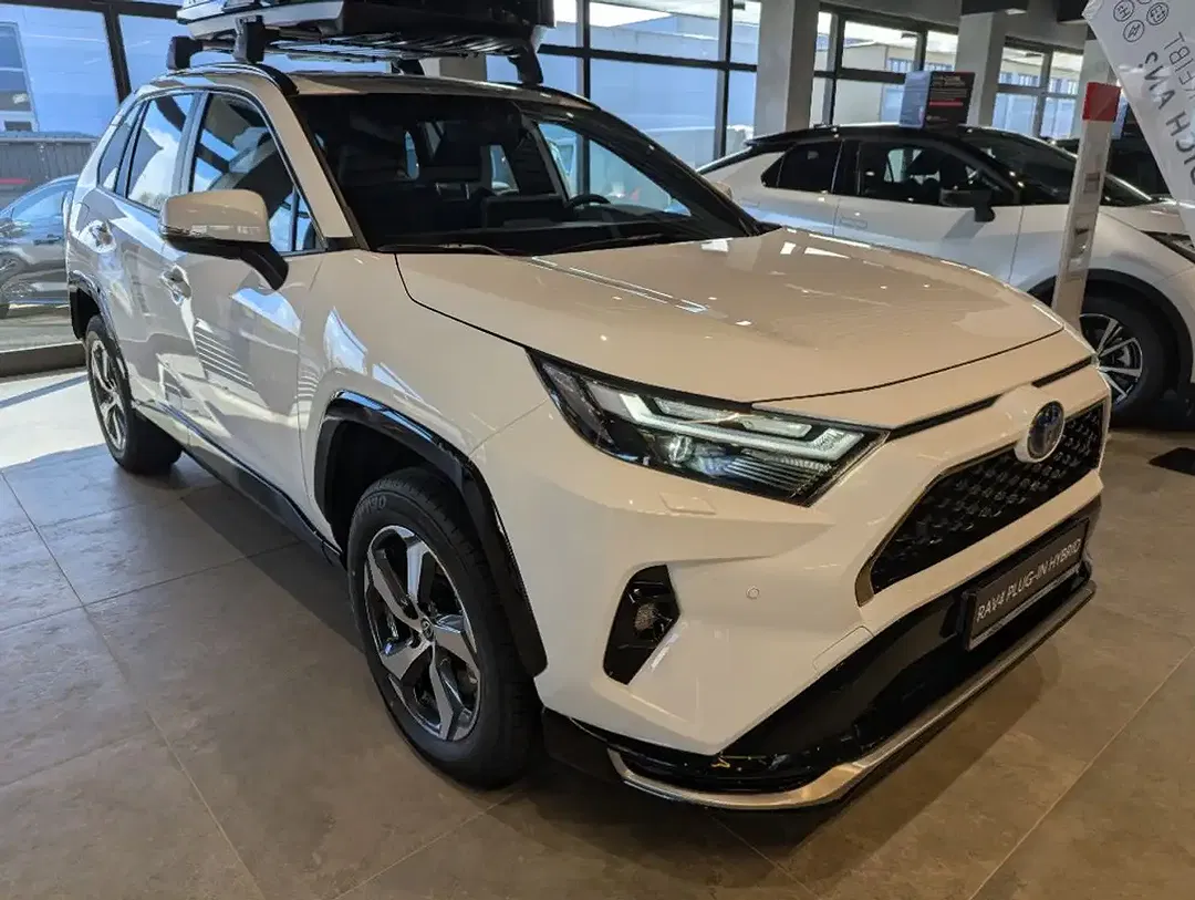 Toyota RAV 4 - Thumbnail 3