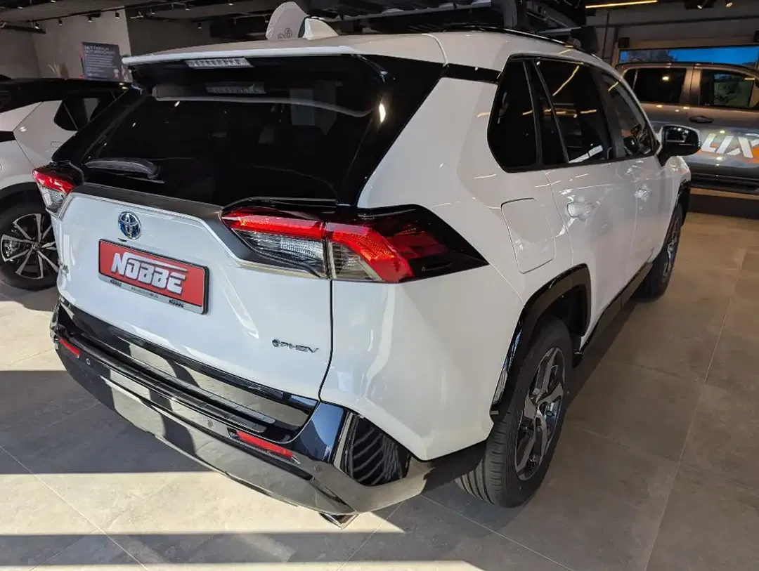 Toyota RAV 4 - Thumbnail 4