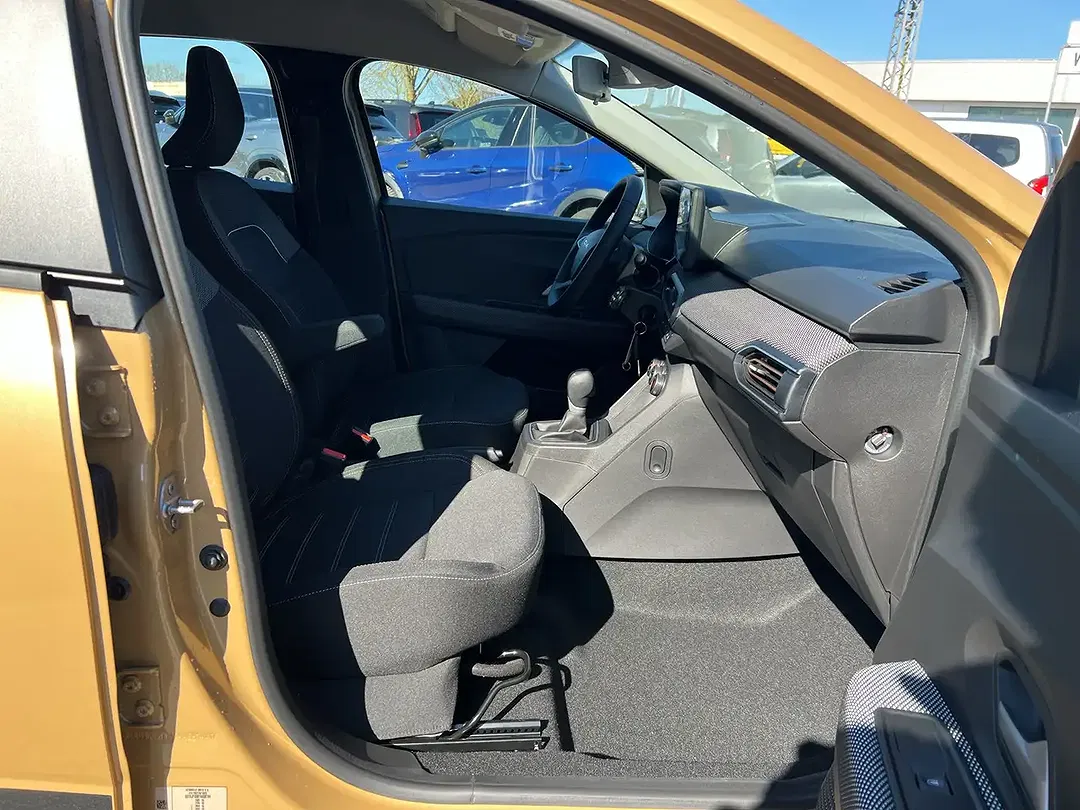Dacia Sandero - Thumbnail 9