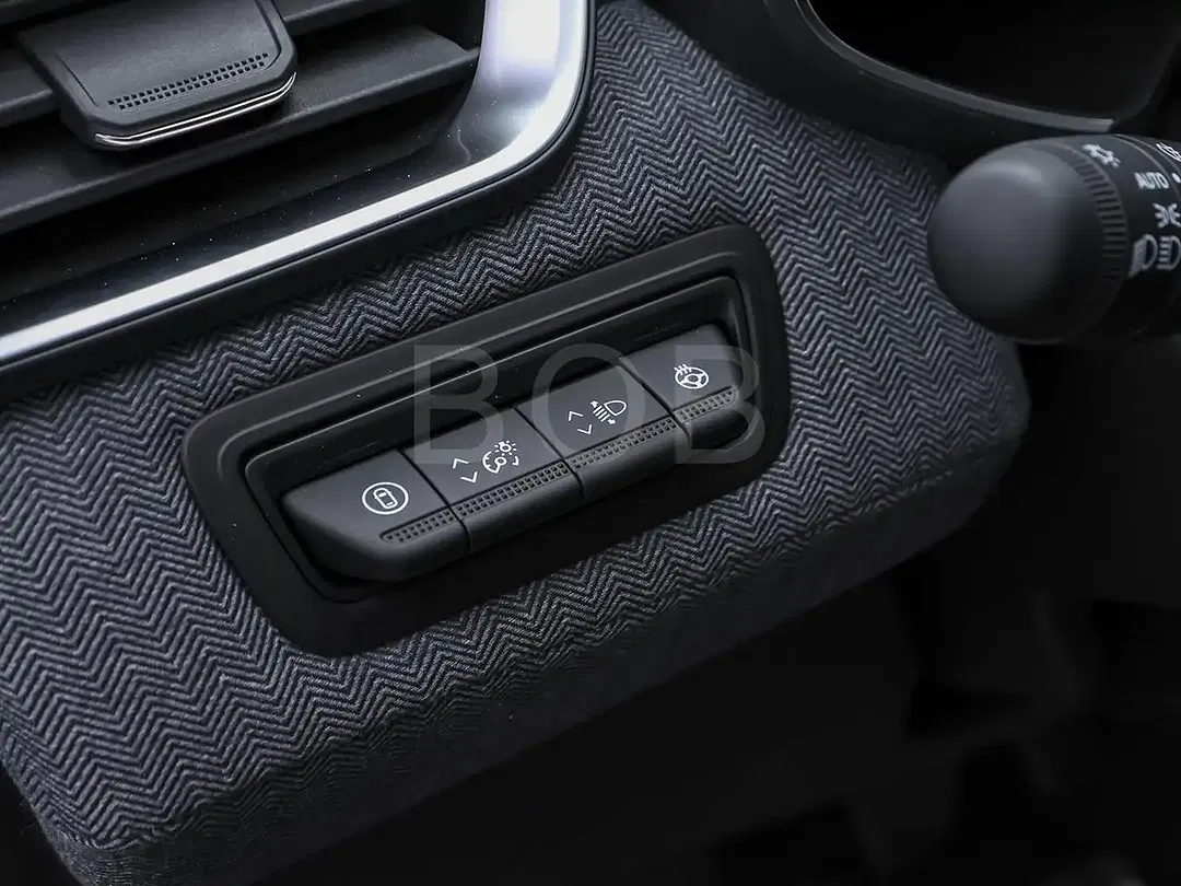 Renault Clio - Thumbnail 12