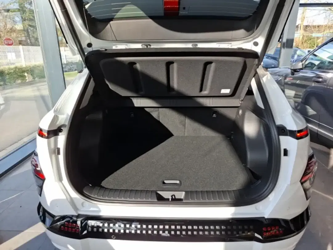 Hyundai KONA - Thumbnail 12