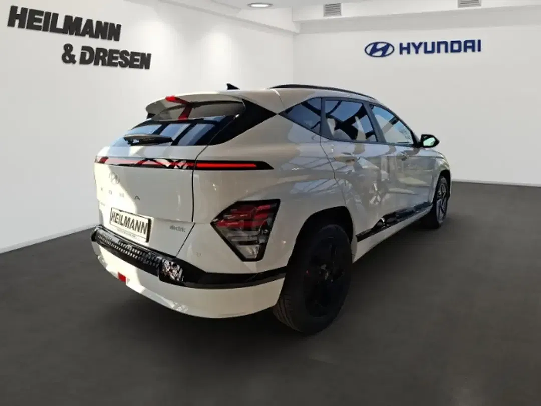 Hyundai KONA - Thumbnail 3