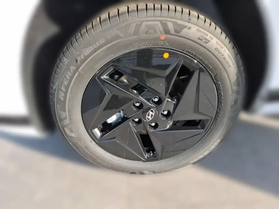 Hyundai KONA - Thumbnail 6