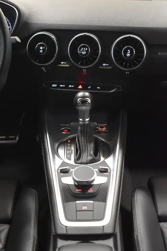 Audi TT - Thumbnail 11