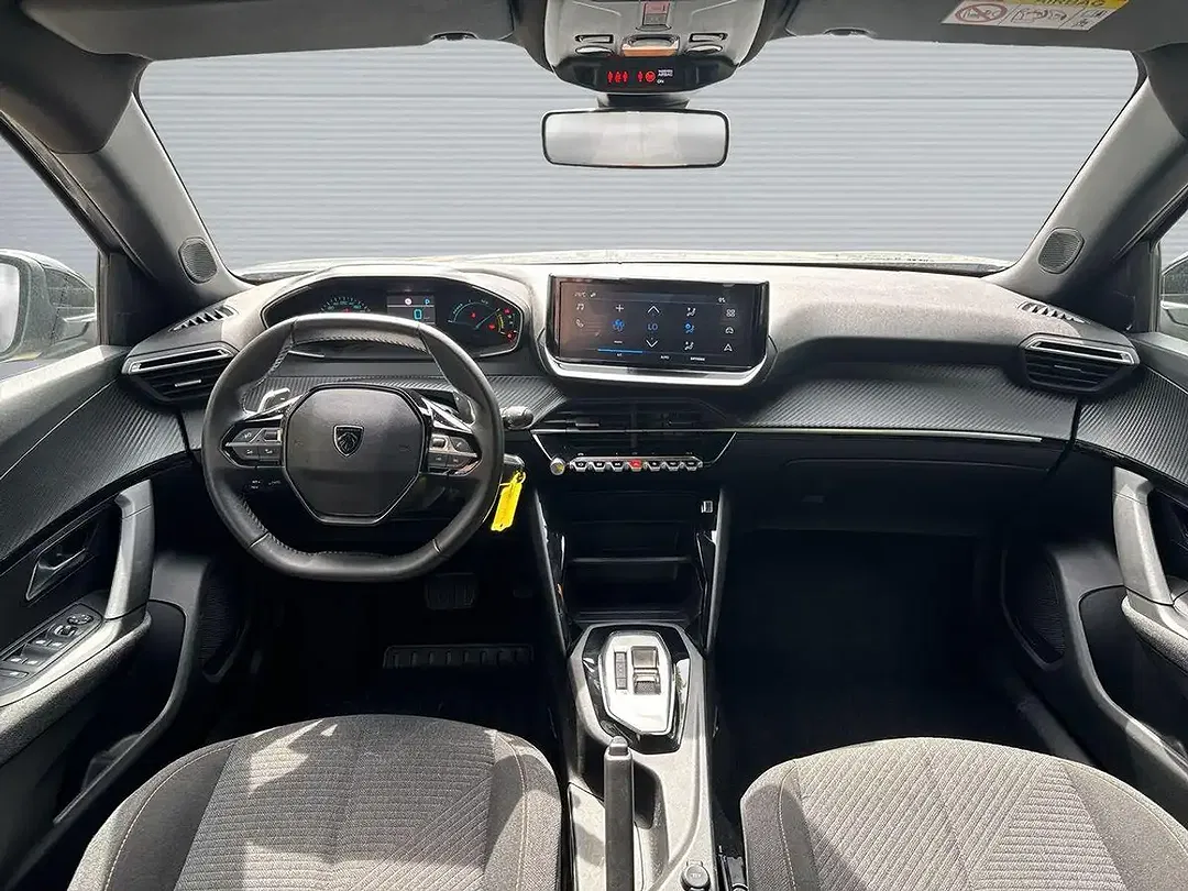 Peugeot 2008 - Thumbnail 10