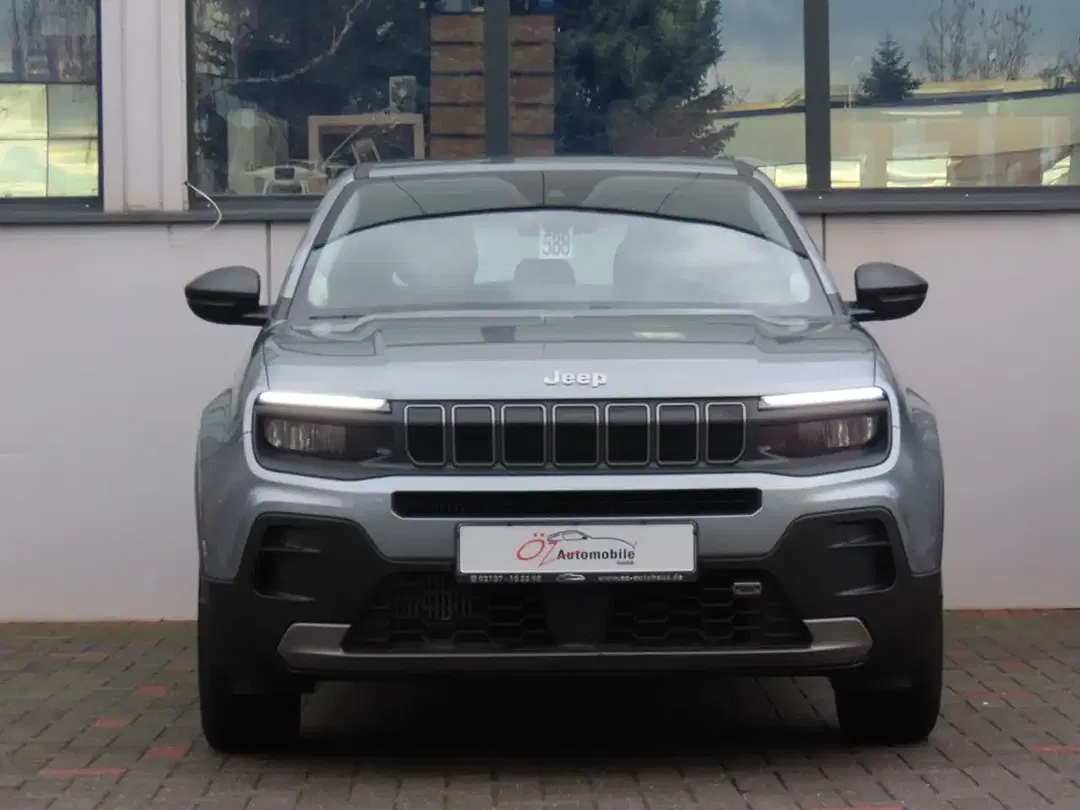 Jeep Avenger - Thumbnail 2