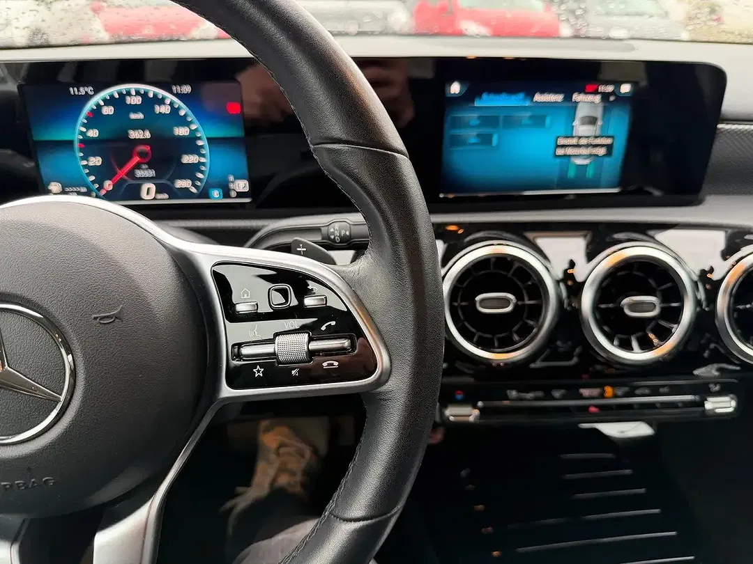 Mercedes-Benz A 180 - Thumbnail 15