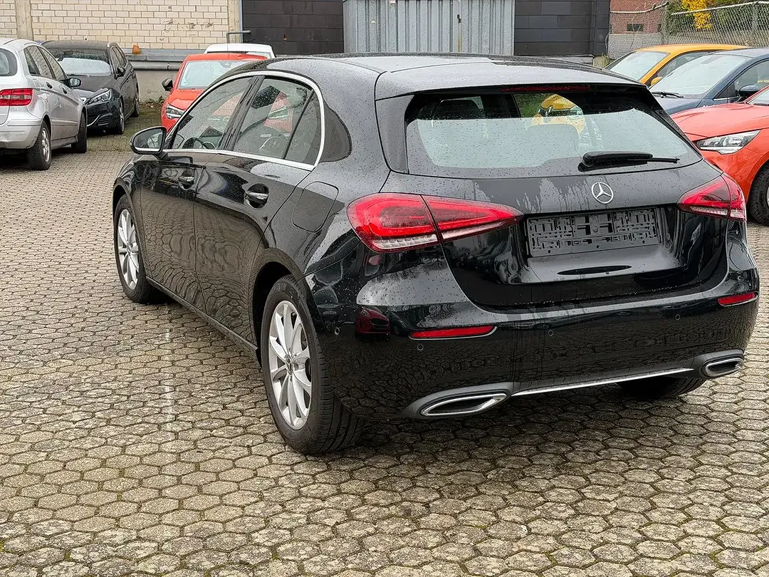 Mercedes-Benz A 180 - Thumbnail 4