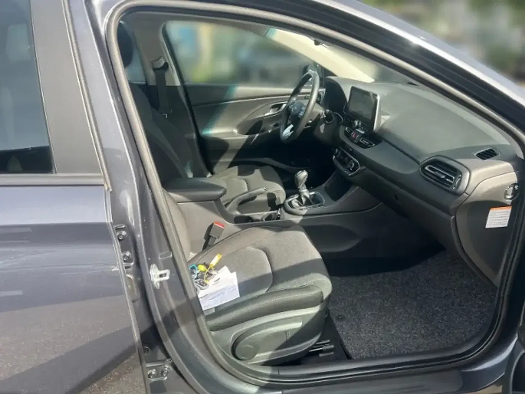 Hyundai i30 - Thumbnail 15