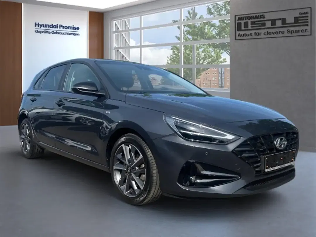 Hyundai i30 - Thumbnail 2