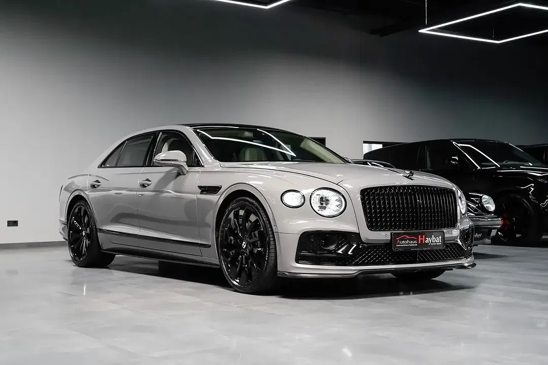 Bentley Flying Spur - Thumbnail 1