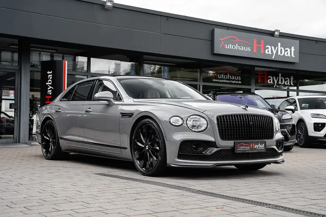 Bentley Flying Spur - Thumbnail 13