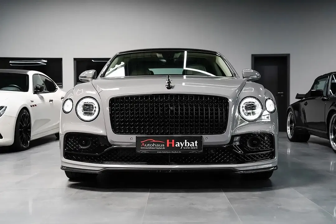 Bentley Flying Spur - Thumbnail 2