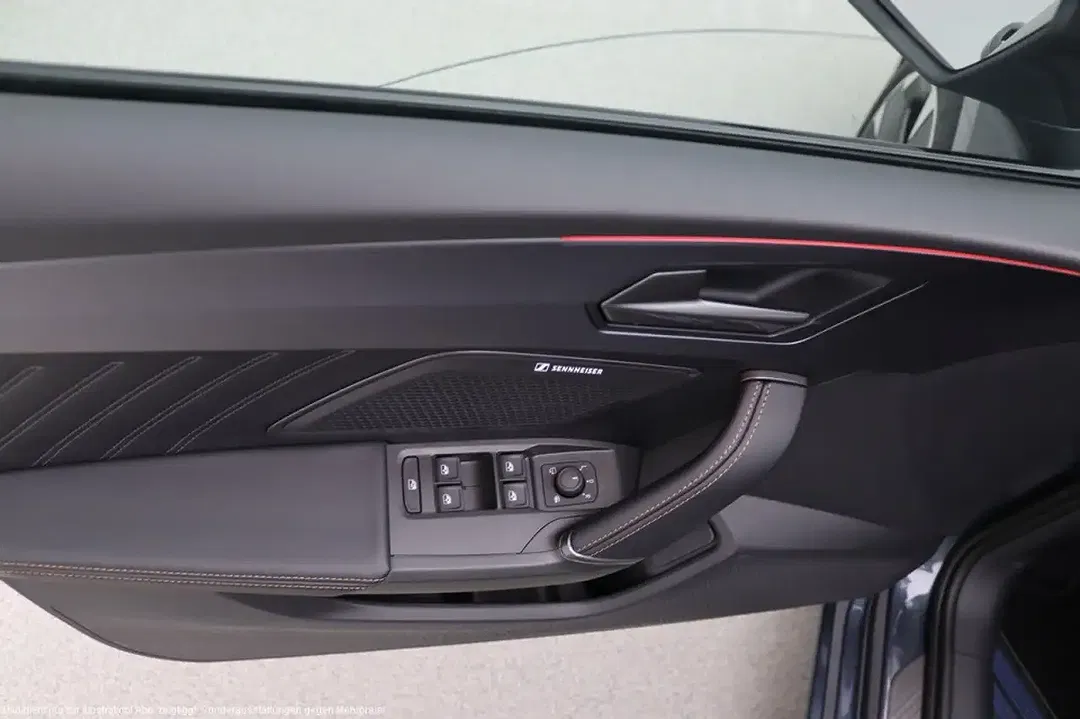 CUPRA Leon - Thumbnail 11