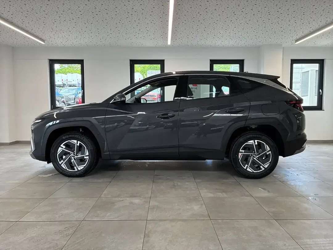 Hyundai TUCSON - Thumbnail 2