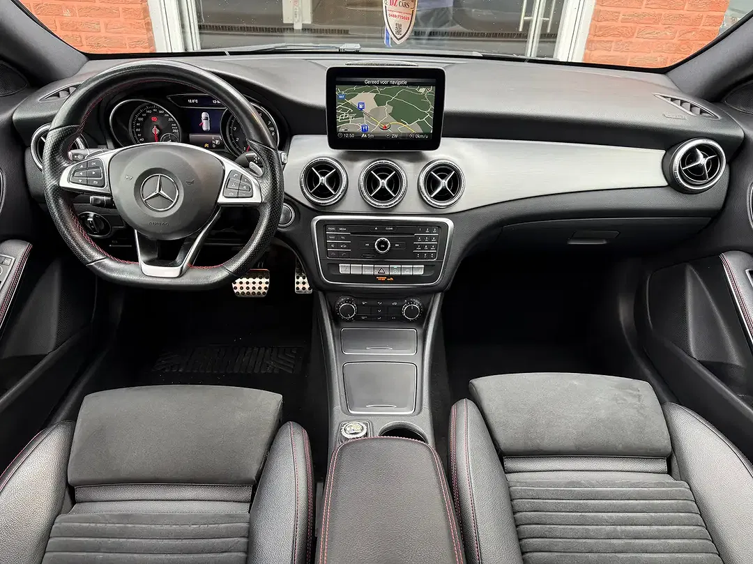 Mercedes-Benz CLA 180 - Thumbnail 15