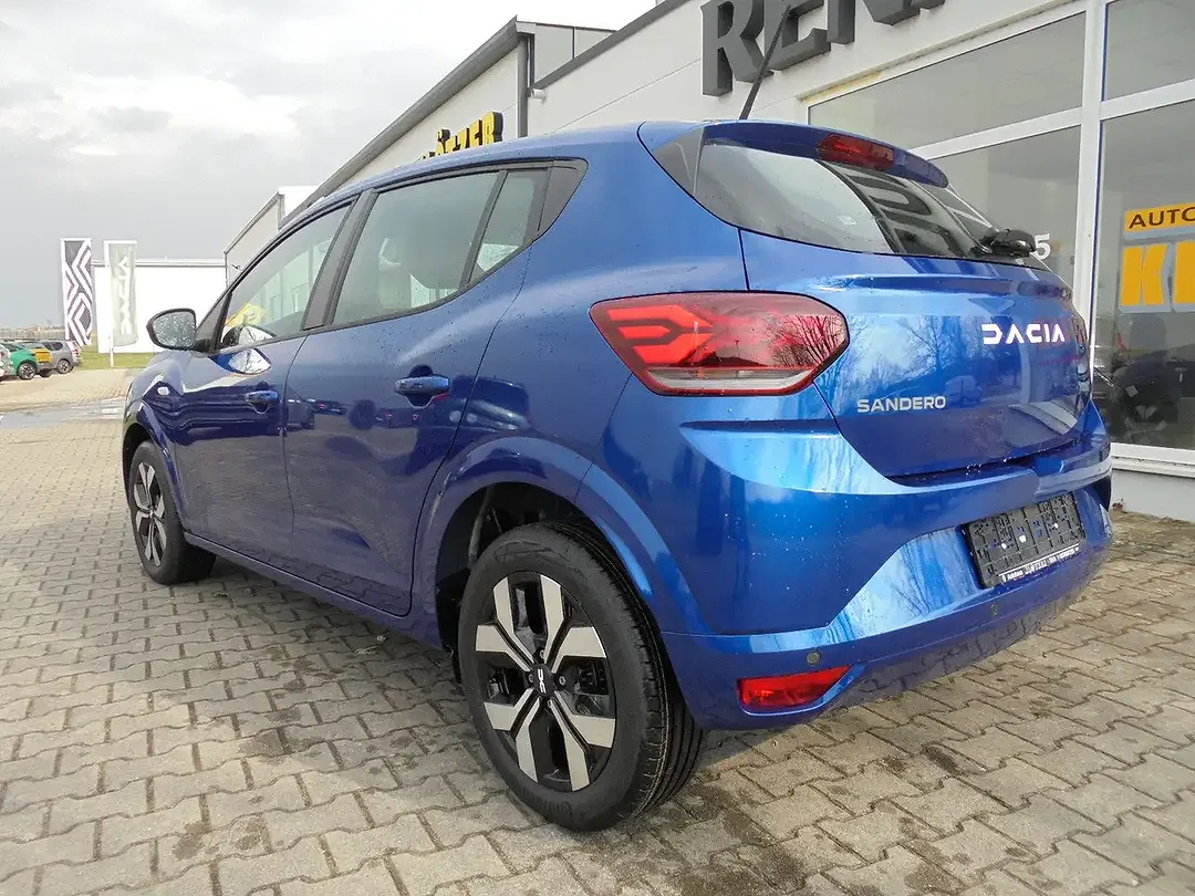 Dacia Sandero - Thumbnail 13