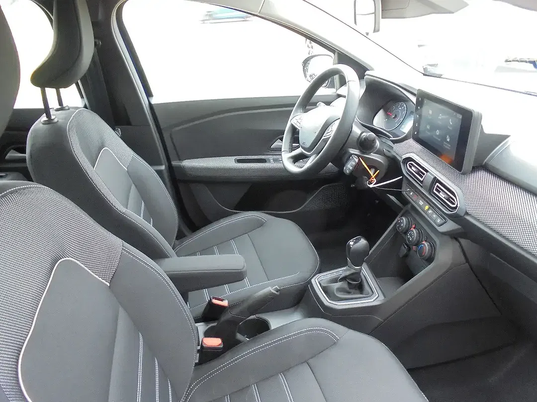 Dacia Sandero - Thumbnail 6