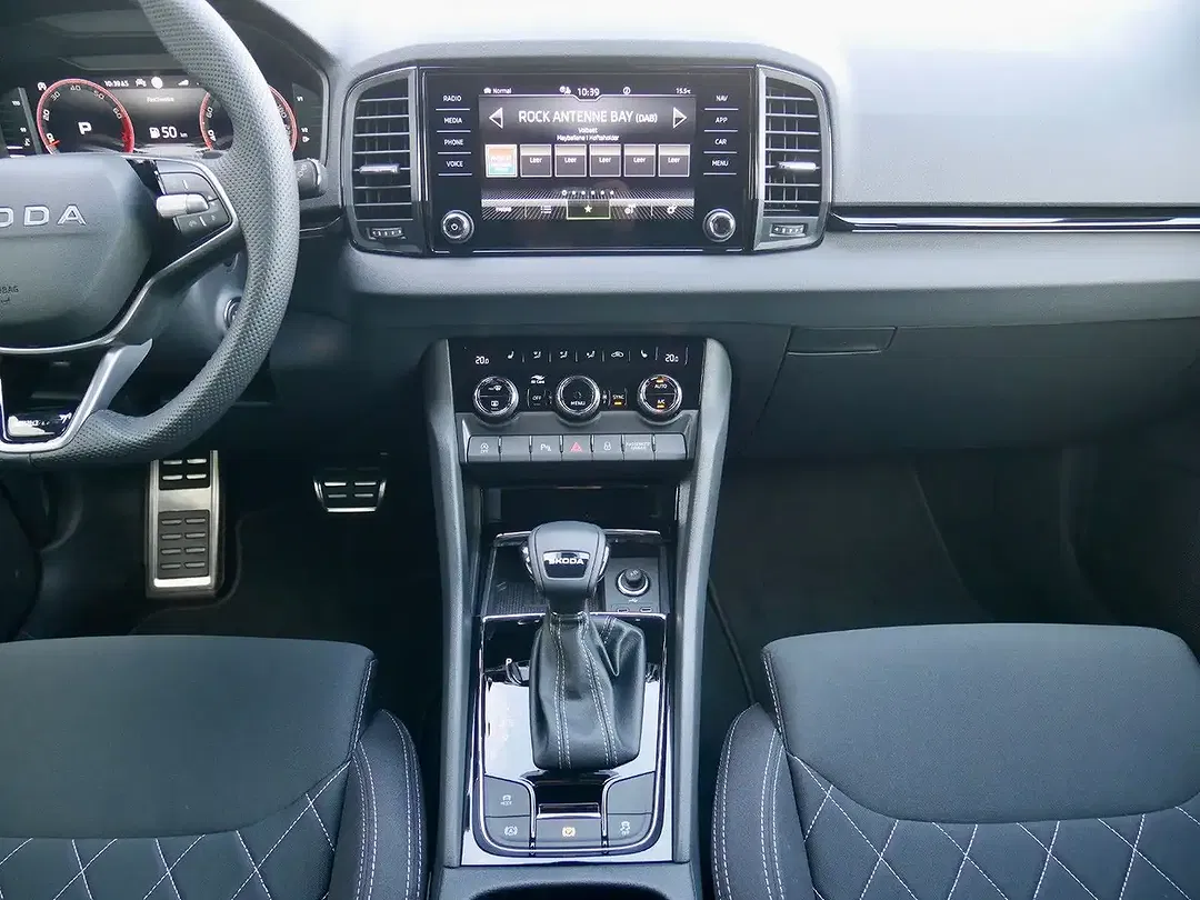 Skoda Karoq - Thumbnail 23