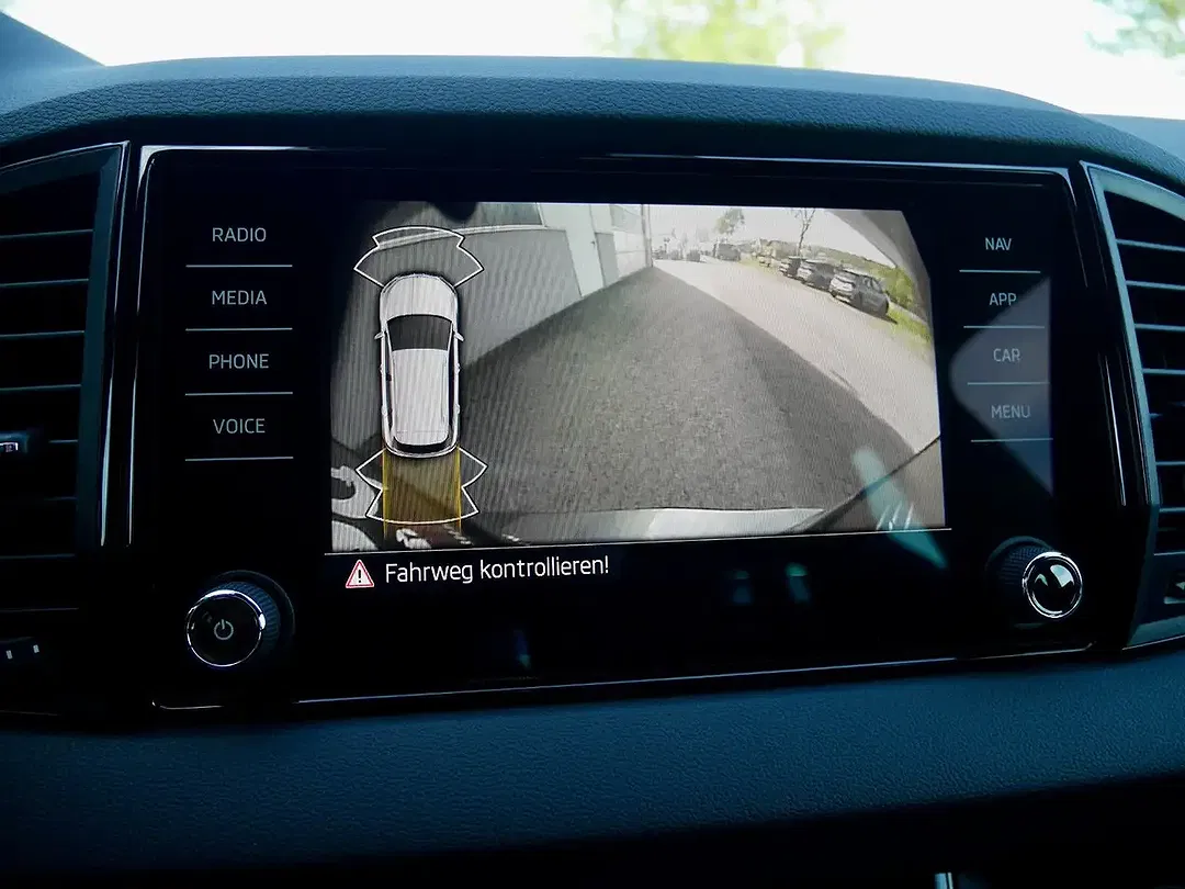 Skoda Karoq - Thumbnail 39