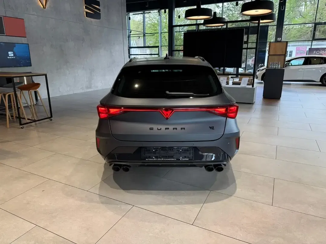 CUPRA Leon - Thumbnail 4