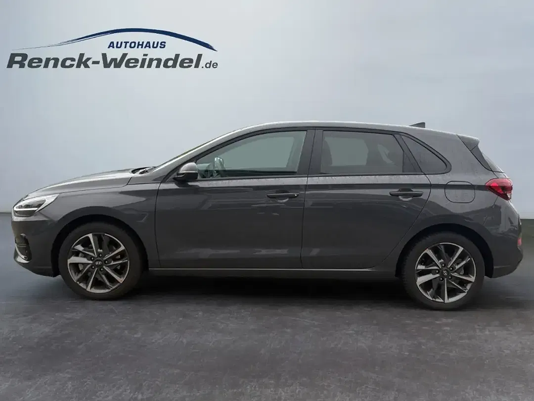 Hyundai i30 - Thumbnail 2
