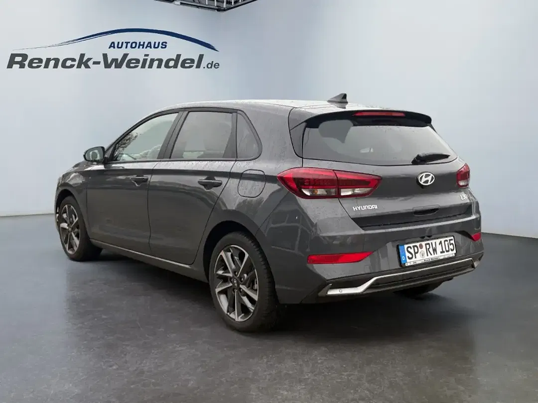 Hyundai i30 - Thumbnail 3