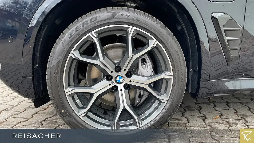 BMW X5 - Thumbnail 3