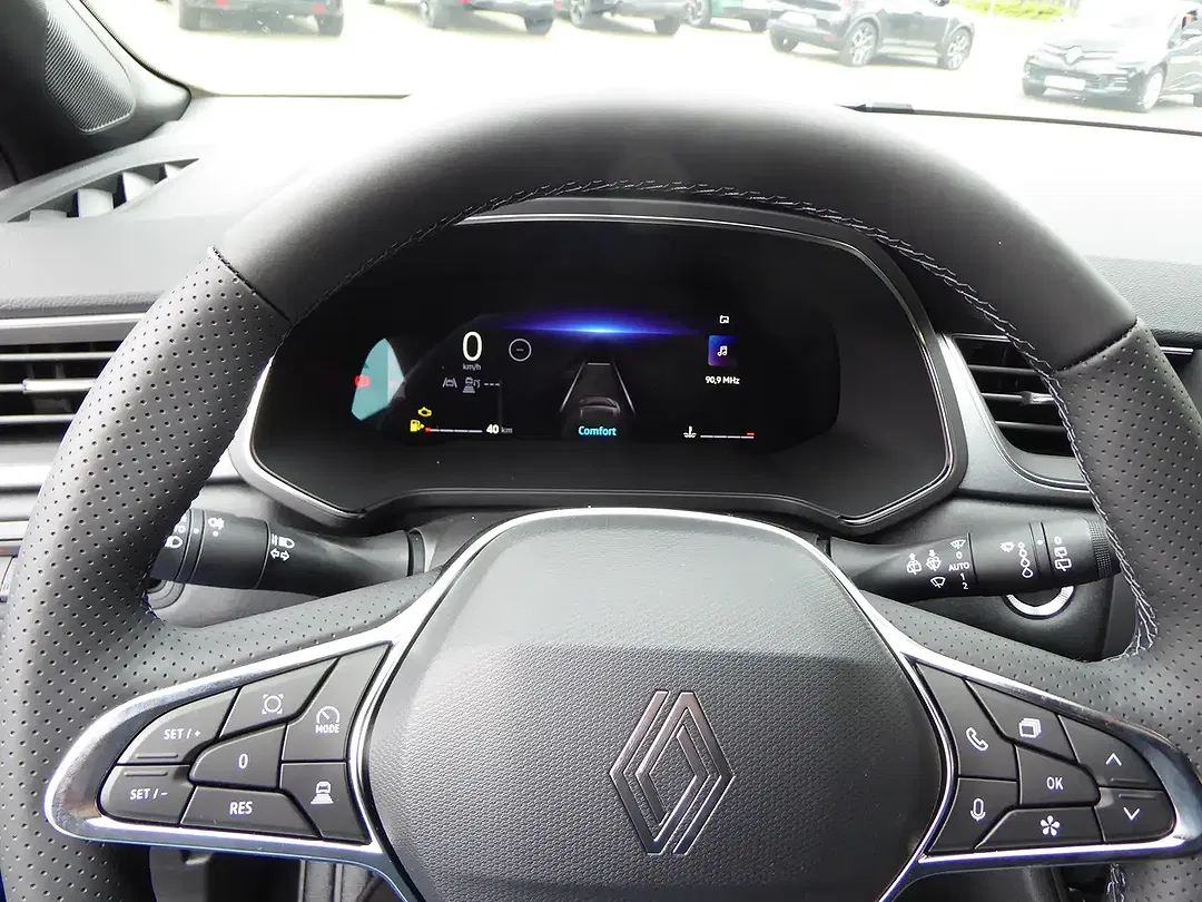 Renault Captur - Thumbnail 9