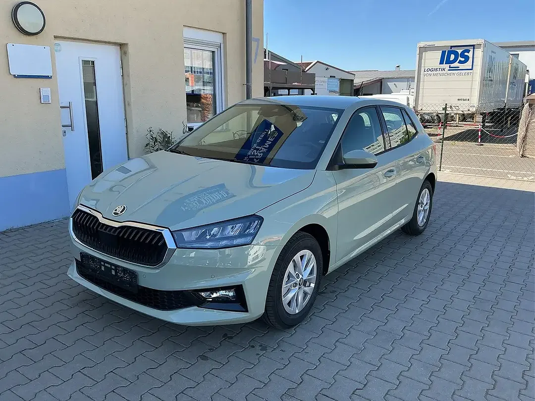 Skoda Fabia - Thumbnail 1