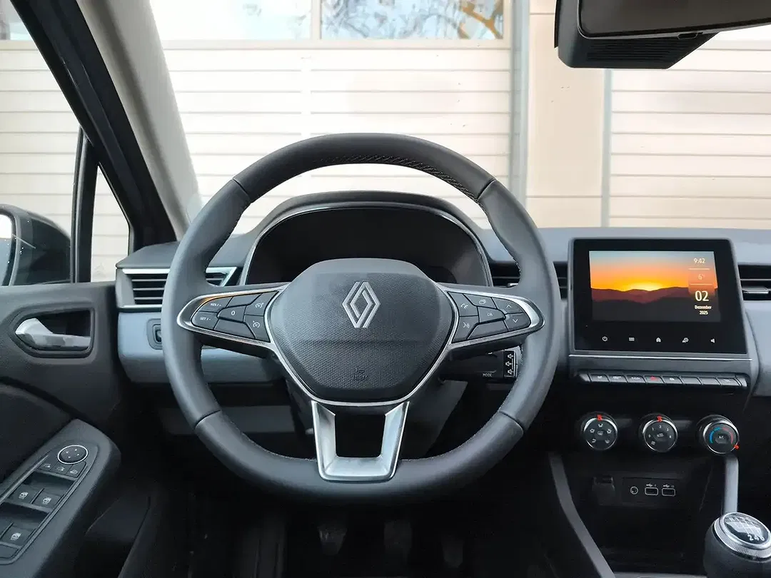 Renault Clio - Thumbnail 8