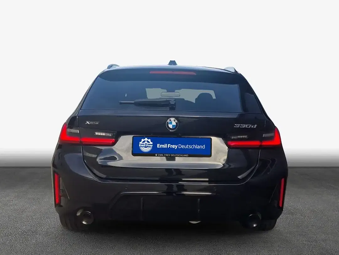 BMW 330 - Thumbnail 5