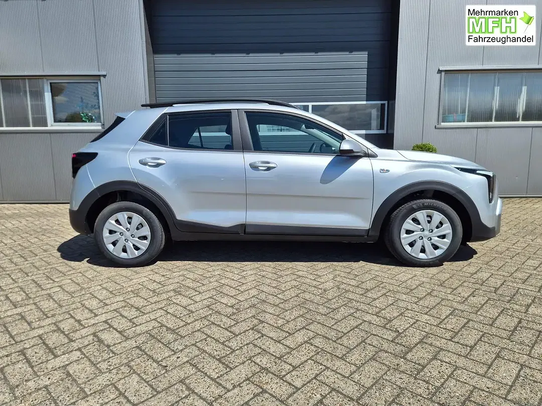 Kia Stonic - Thumbnail 6