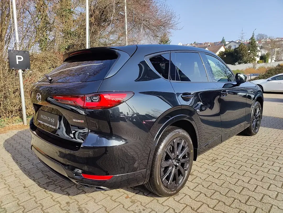 Mazda CX-60 - Thumbnail 3
