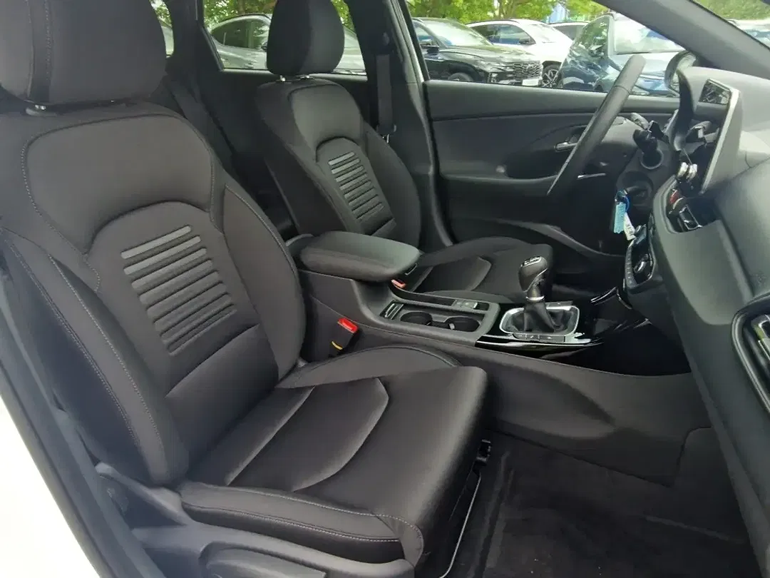 Hyundai i30 - Thumbnail 11