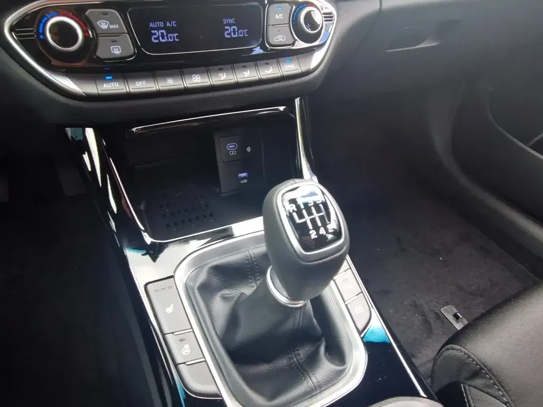 Hyundai i30 - Thumbnail 14