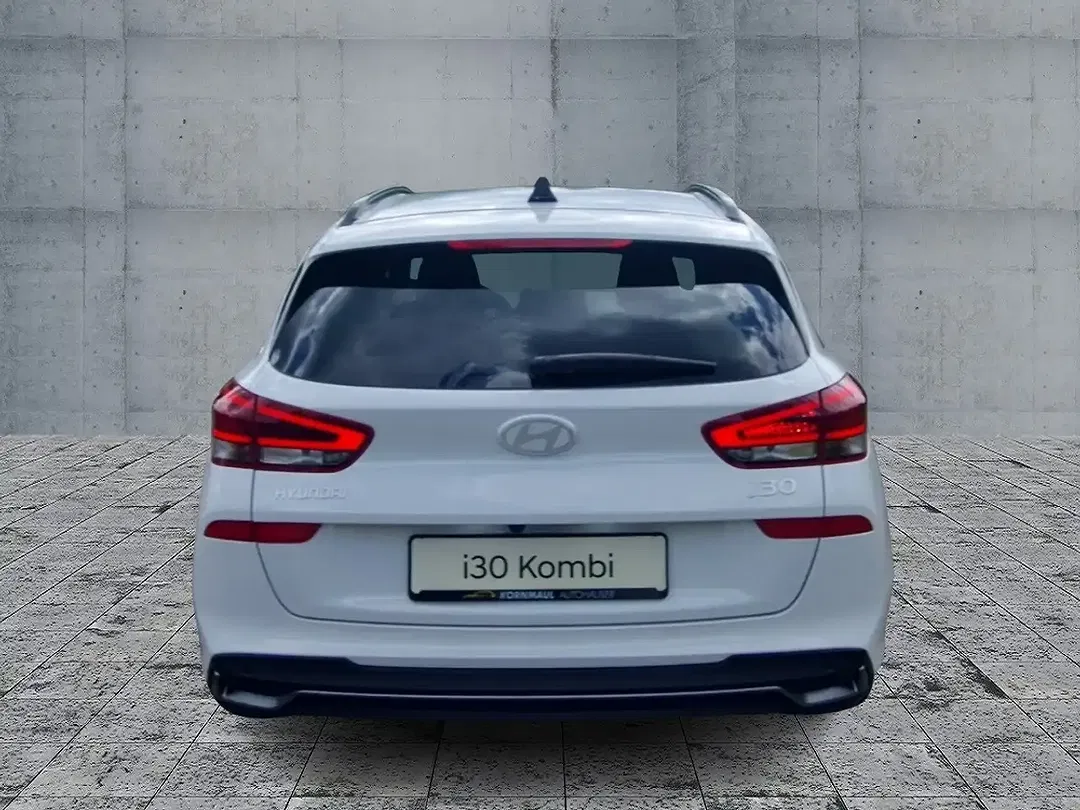 Hyundai i30 - Thumbnail 3
