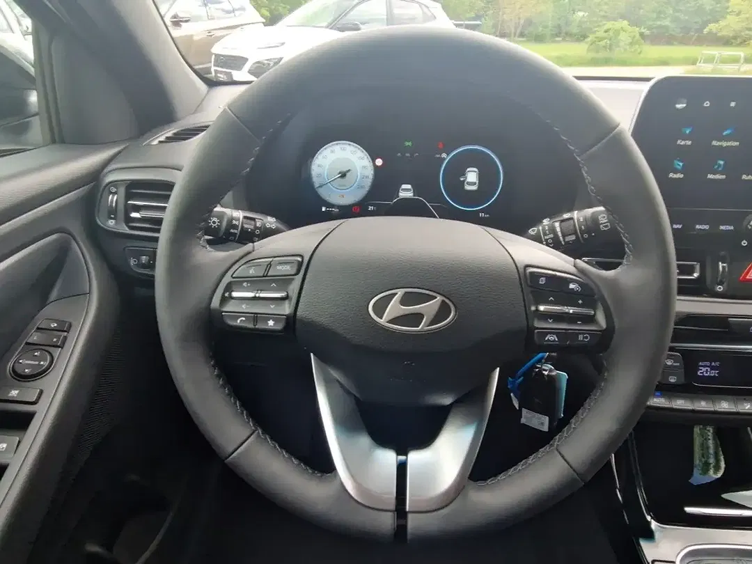 Hyundai i30 - Thumbnail 9