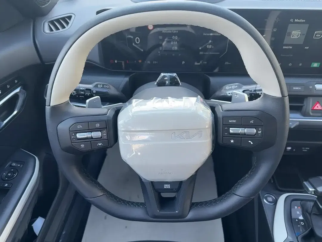 Kia K4 - Thumbnail 10