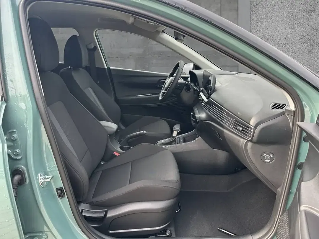 Hyundai i20 - Thumbnail 10