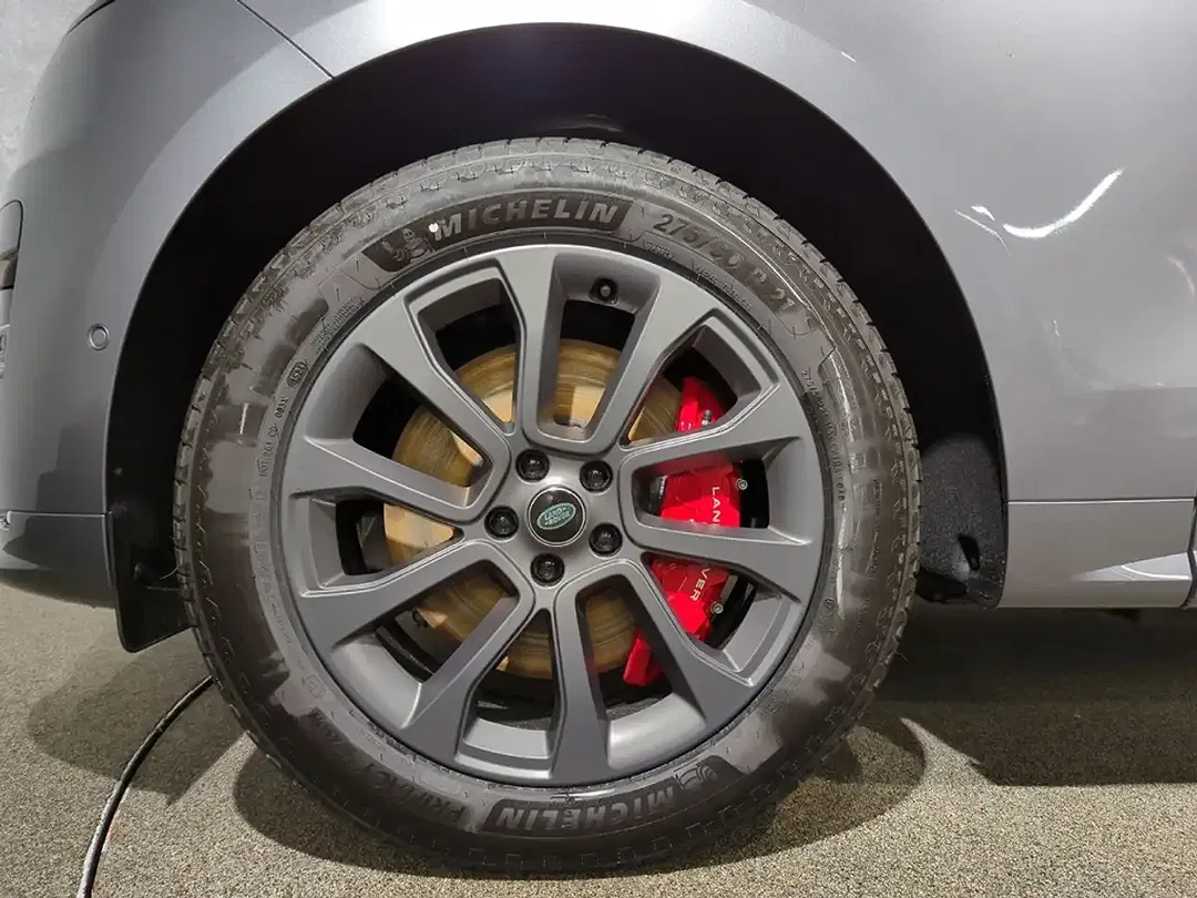 Land Rover Range Rover Sport - Thumbnail 9