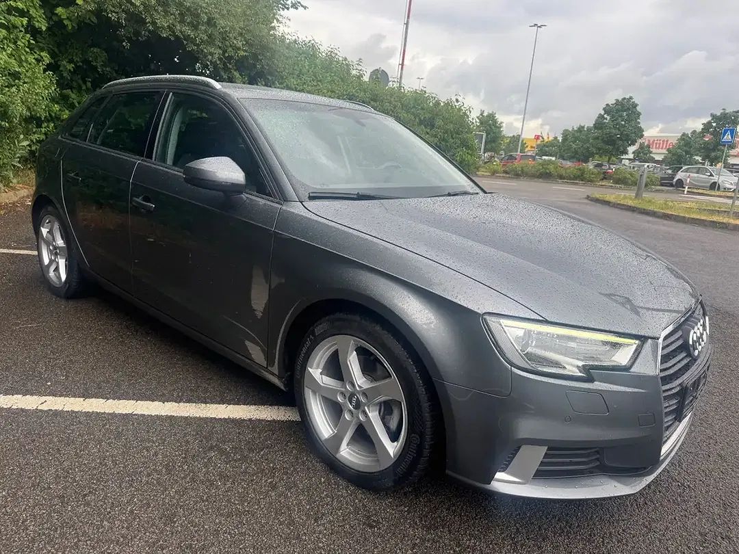 Audi A3 - Thumbnail 3